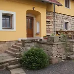 Konukevi 201 Broumov 3*